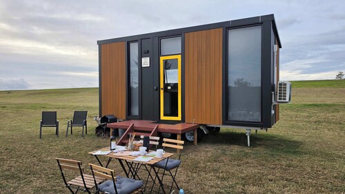 Oscars Retreat 1 by Tiny Away