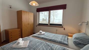 3 chambres, lit de bébé portatif, accès au Wi-Fi (inclus)