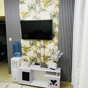 Interior - ✨ Elegant 1-Bedroom  – Comfort, Class & Peace ✨

📍 Located along TRM Drive (Nairobi)