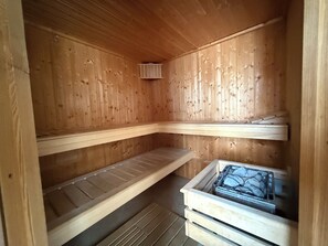 Sauna - Vacation apartment Seeschwalbe - vacation between idyllic farmyard and sea breeze (Munkbrarup)