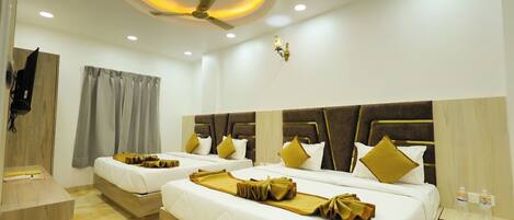 Family Room | Free WiFi