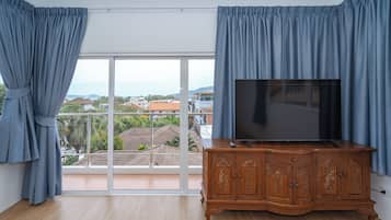 Eenvoudige villa, balkon | Interieur