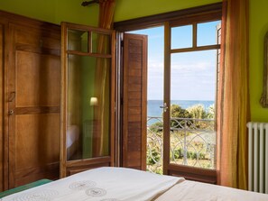 4 bedrooms, Internet - Idyllisch gelegene und luxuriöse Villa mit Veranda und Pavillon by Interhome (Aghios Mattheos)