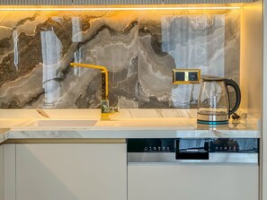 Fridge, microwave, oven, dishwasher - Qoople Eхсellence B-49 neue Wohnung am Meer by Interhome (Alanya)