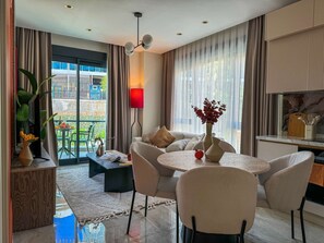 TV - Qoople Eхсellence A-14 neue Wohnung am Meer by Interhome (Alanya)