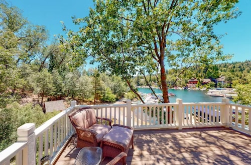 Lake Arrowhead Waterfront Retreat | Game Room