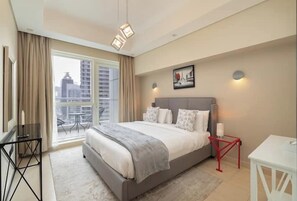Departamento de lujo, balcón, vista a la ciudad | Tabla de planchar con plancha, cunas, wifi gratis y ropa de cama 