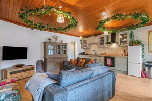 Cottage, 1 King Bed with Sofa bed, Non Smoking | Living area | 43-inch Smart TV with digital channels - Pools Cottage 7 - Gardeners Cottage (Coventry)