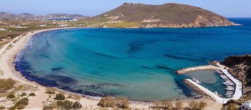 Κοντά στην παραλία