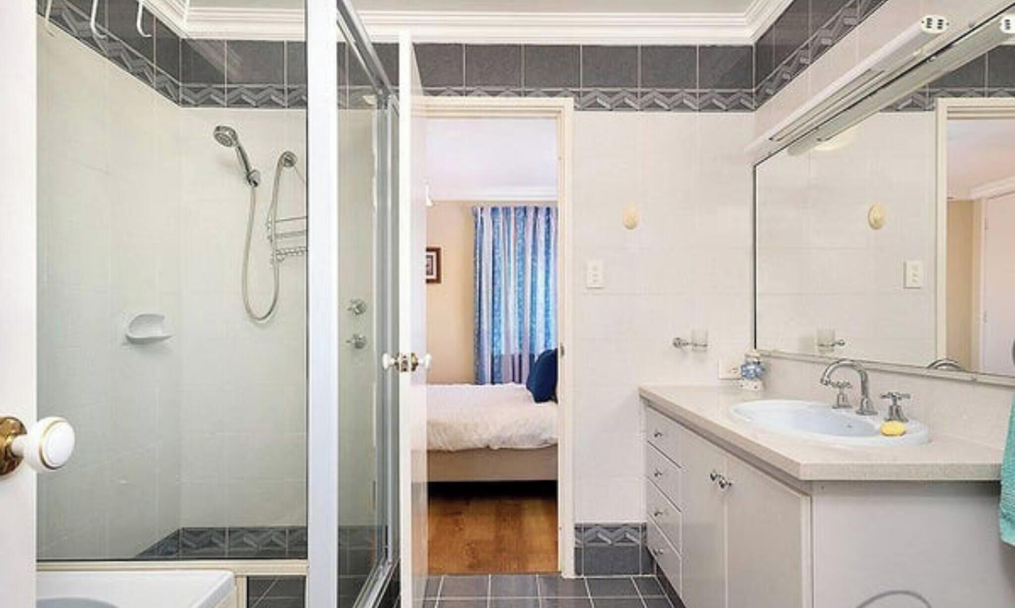 Shared Dormitory, 1 Bedroom | Bathroom