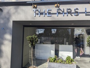 Exterior - Standard Single Room (Hounslow)