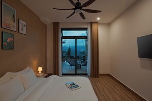 Standard Double Room, Mountain View | Mountain view - Yen Stay and Coffee (Da Lat)