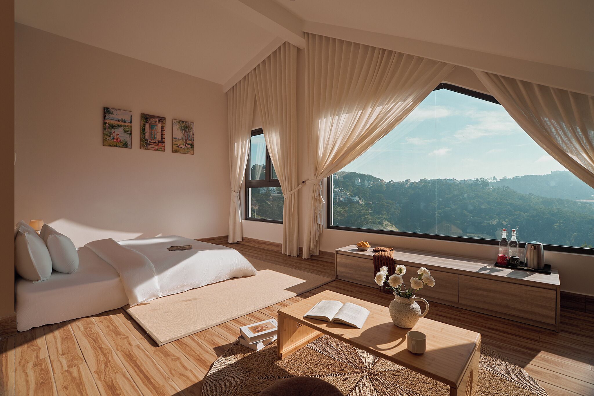 Suite, Mountain View