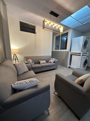 รูปภาพที่ไม่ได้จัดประเภท, 5 จาก 14, ปุ่ม