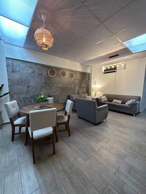 รูปภาพที่ไม่ได้จัดประเภท, 4 จาก 14, ปุ่ม