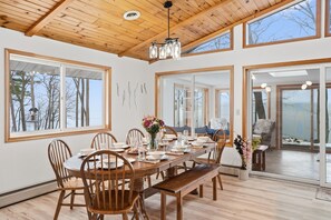 Dining - Holiday availability! Expansive Lakefront home, 300 Ft of Private Beach, Top Amenities! (Ovid)