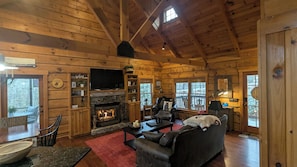Living area - Anything's Pawsible – Game Room & Cozy Big Canoe Escape (Jasper)