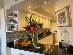 Unclassified image, 4 of 19, button - Waterfront Luxury 3BR Condo in Westmoorings (westmoorings by the sea)