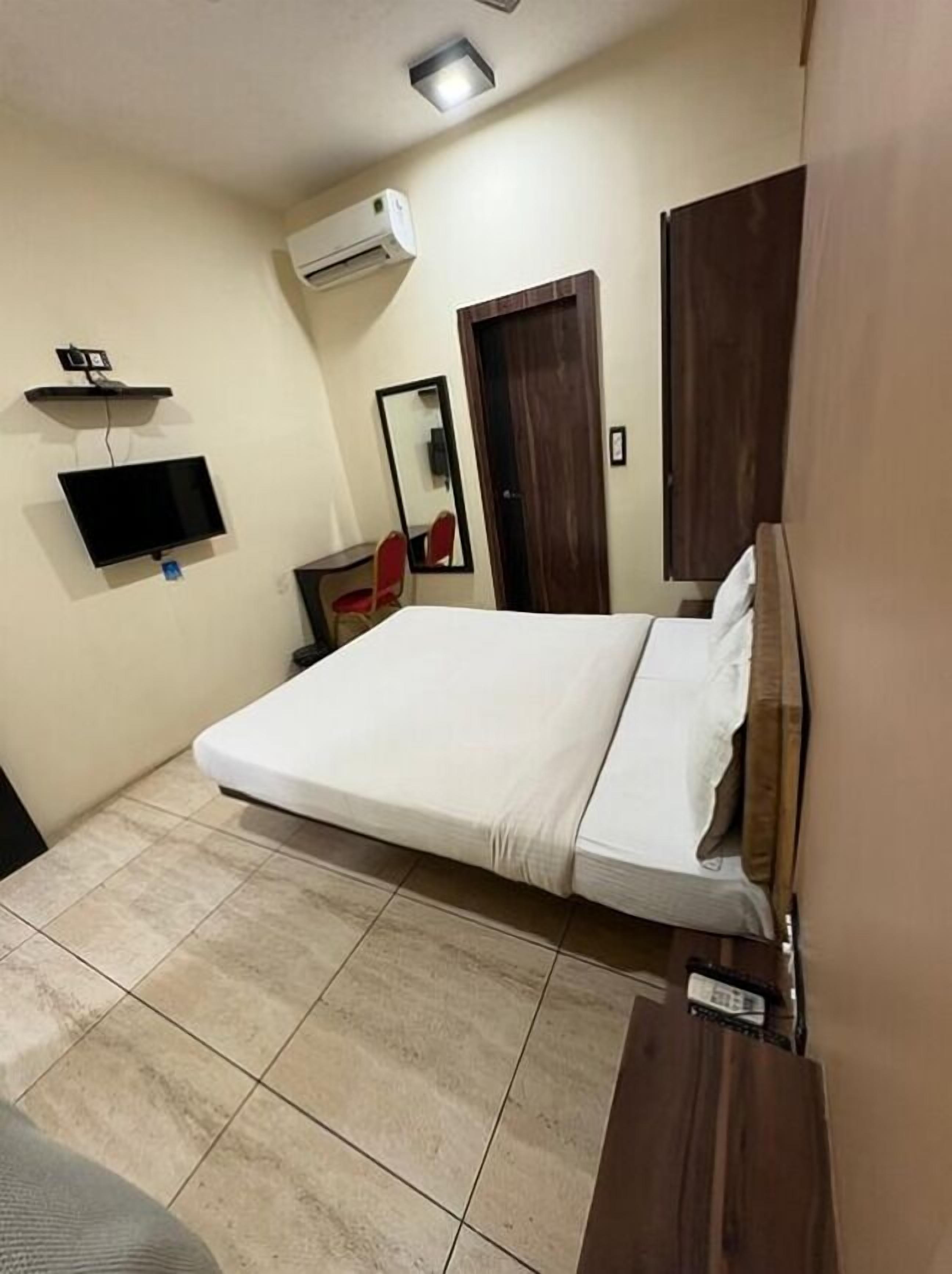Executive Room | Free WiFi