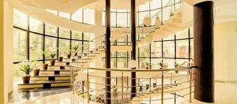 Hotel Saffron Suites