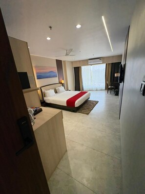 Junior Suite | Free WiFi - Hotel Saffron Suites (Chaibasa)