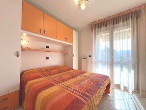 2 bedrooms, Internet - Cozy holiday escape apartment with city view (Grado)