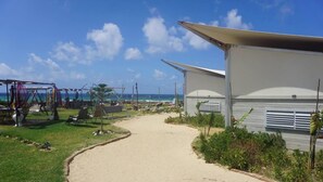 On the beach, white sand - Sally Glamping (Sejenane)