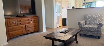 Cozy Desert-Scape Retreat in Anthem