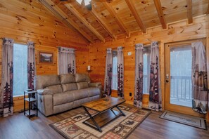 Fernseher, Kamin, Videospiele
