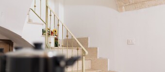 Cozy house in the center of town, minutes from nuraghi, domus and beaches
