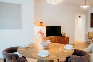 Appartement Deluxe, 1 chambre (Anjos 3ºR) | Salle à manger