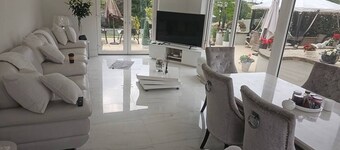 Room-dernvale House - Single Room -sleep