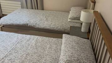 Shared Dormitory, 1 Bedroom, Smoking | 1 bedroom