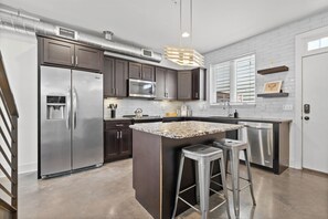 Imagem sem classificação, 3 de 38, botão