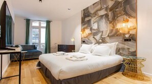 Nicht klassifiziertes Bild, 2 von 24, Schaltfläche