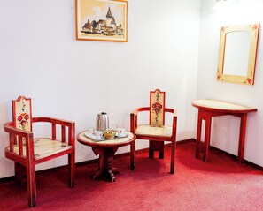 Unclassified image, 4 of 21, button - Hotel Traube (Mediaș)