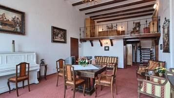 تناول الطعام