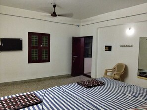 Desk - Sri Meenakshi Residency (Tiruvannamalai)