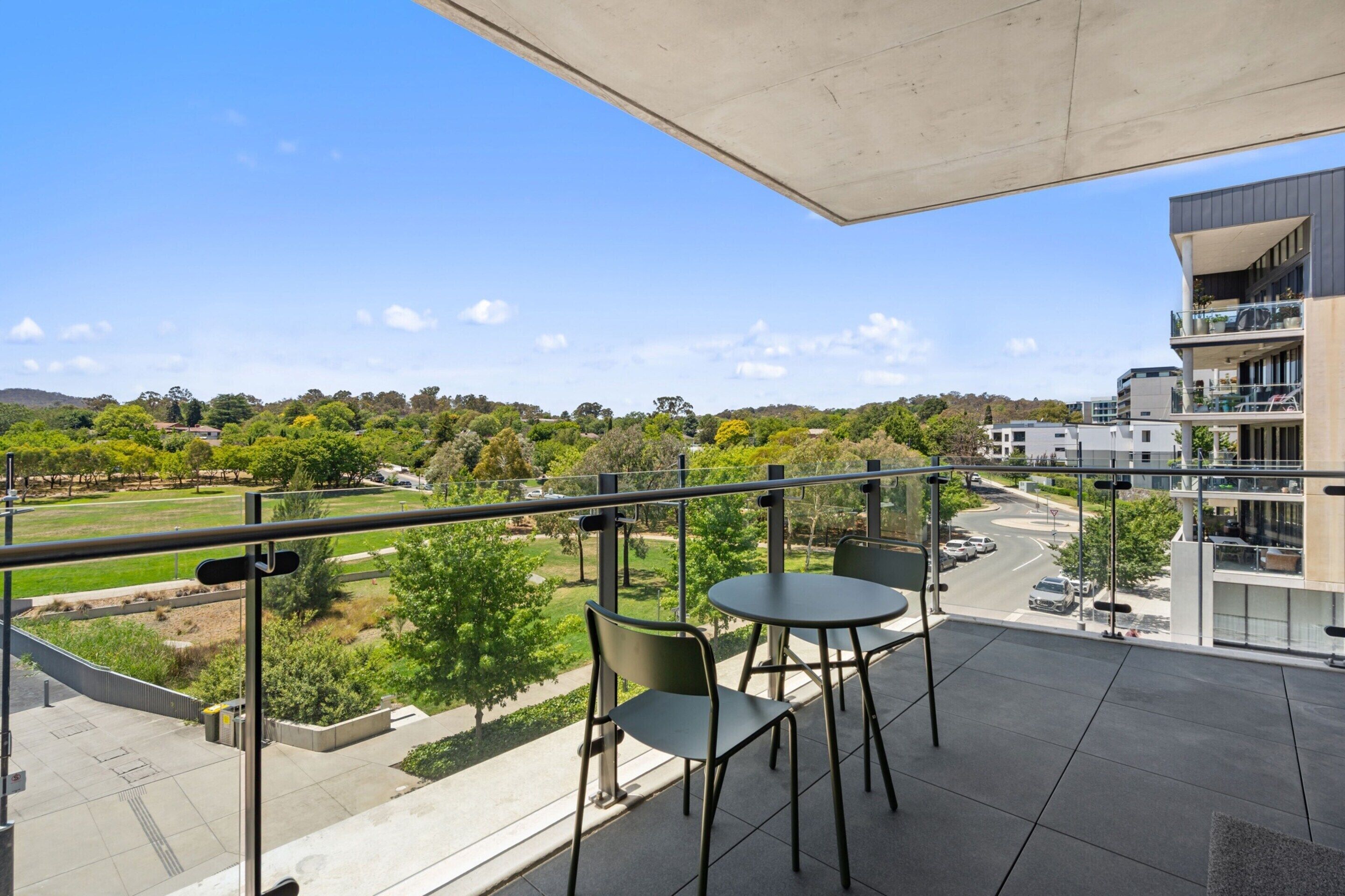 Apartment | Outdoor dining