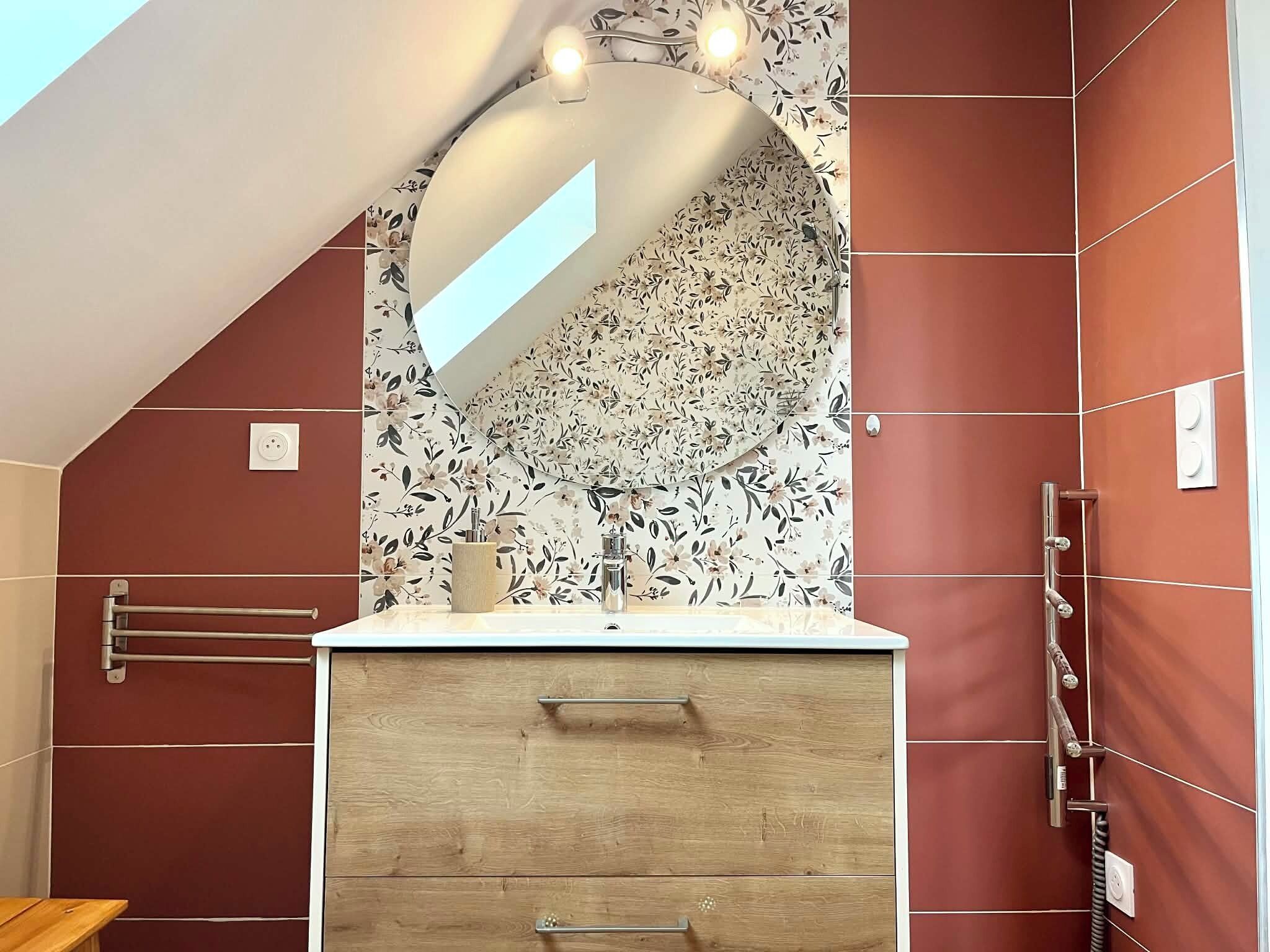 Hiustenkuivaaja, vessapaperi