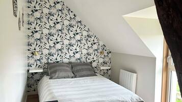 2 sovrum och sängkläder