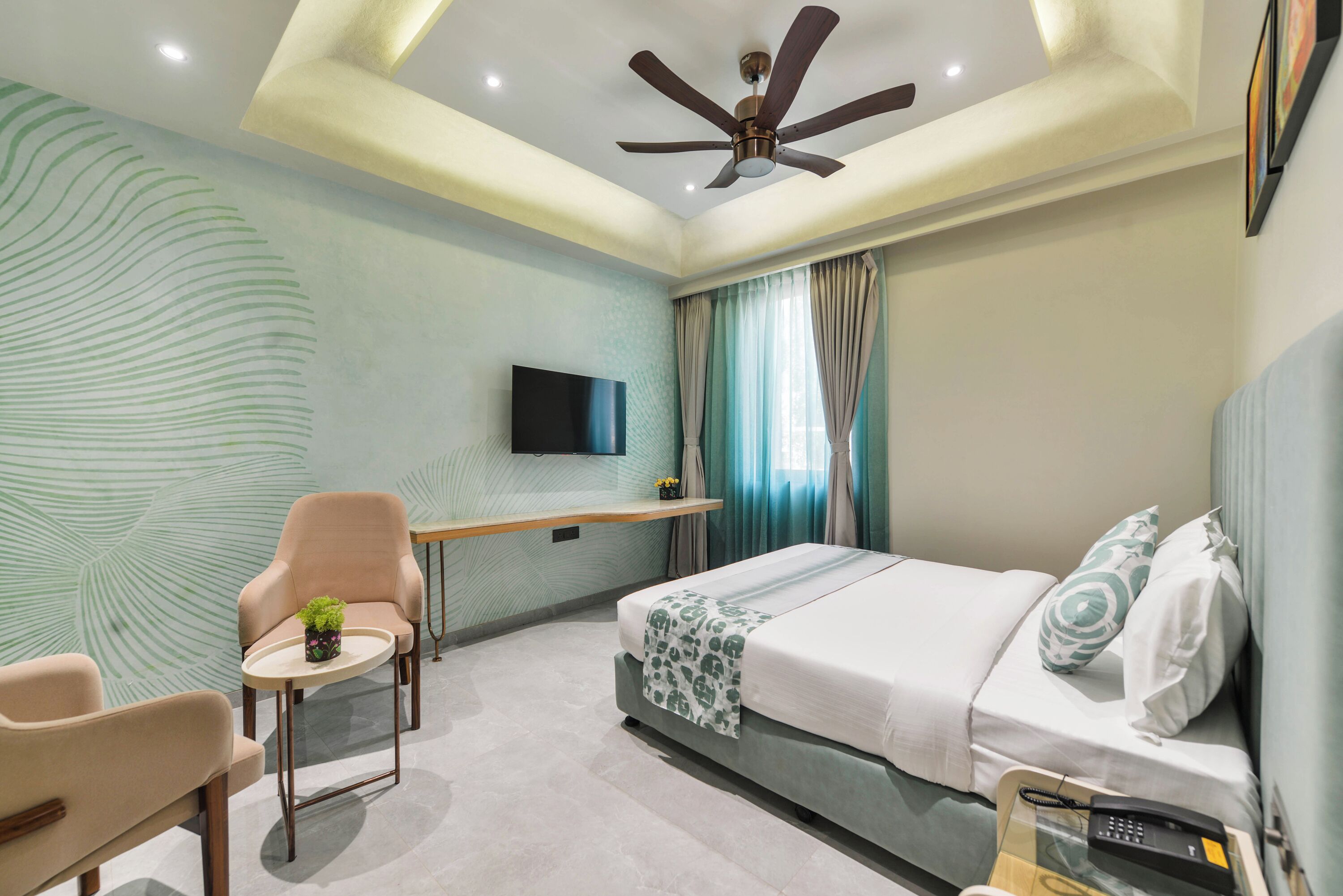 Presidential Suite, City View | In-room safe, desk, laptop workspace, blackout curtains