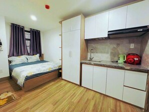 Oklassificerad bild, 3 av 5, knapp