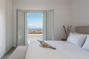 Free WiFi, bed sheets - NEVERMIND VACATIONS VILLAS (Kea)