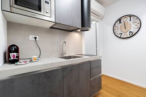 Private kitchen - G&S HouseVenice - Into the center of Venice 1 minute to San Marco and Rialto (Venezia)