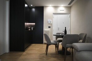 Dining - Me Too - Exclusive Apartments Interno Uno (Bari)