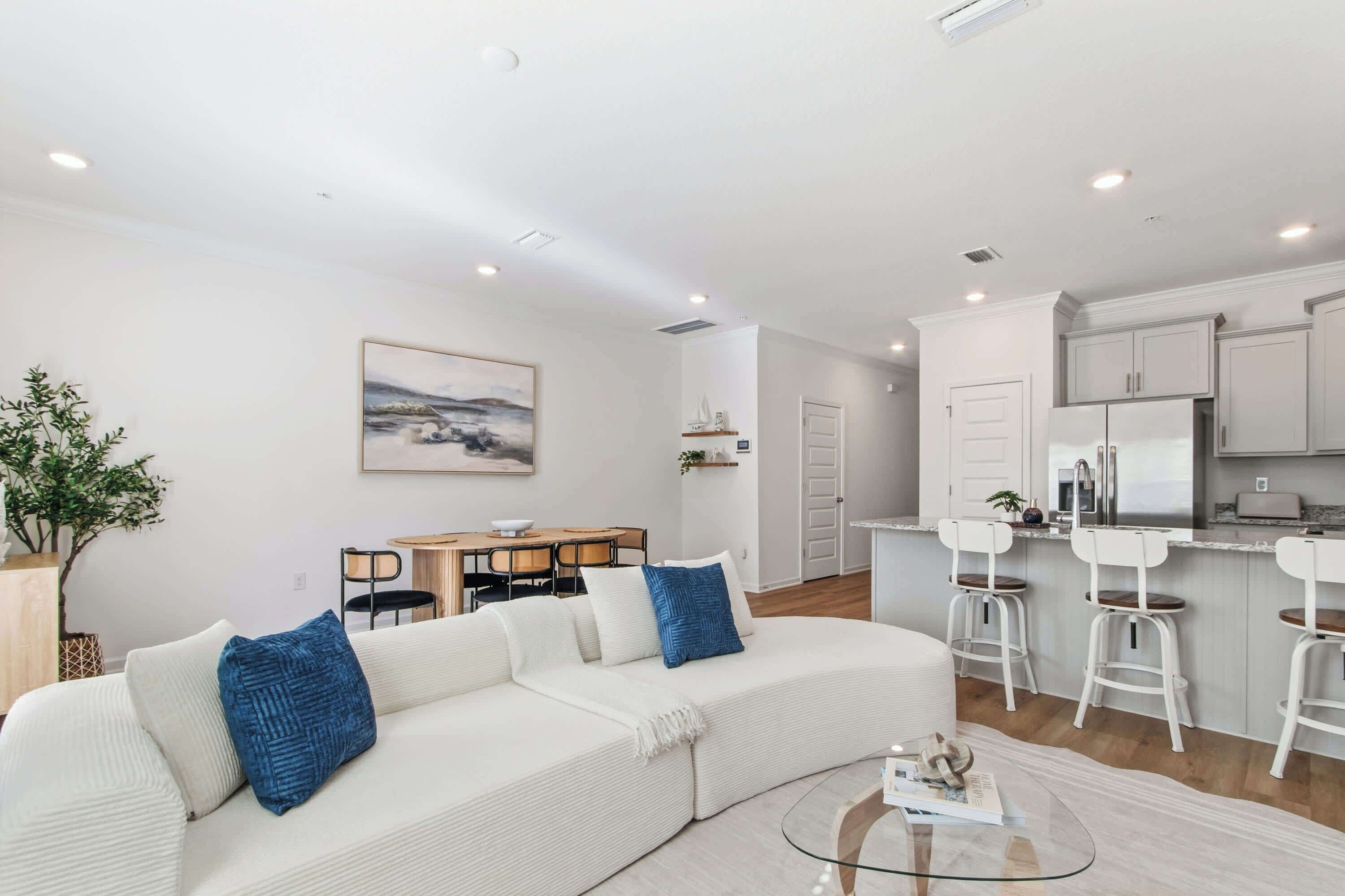 6 habitaciones y acceso a internet 