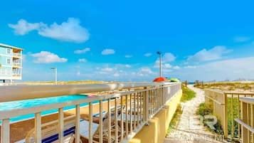 Apartment | 2 bedrooms, Internet