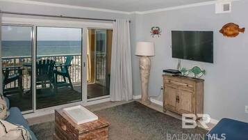 Apartment | 2 bedrooms, Internet