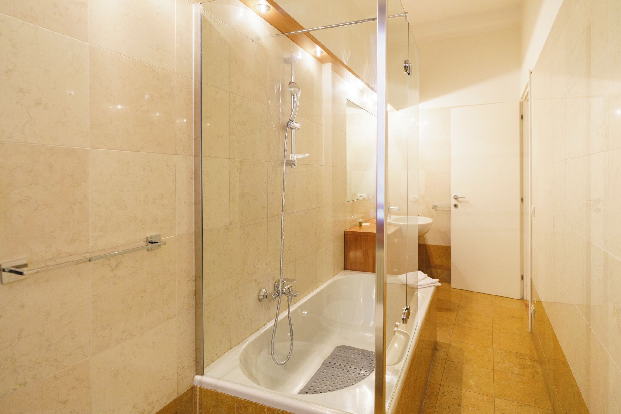 Appartement, 2 chambres, balcon